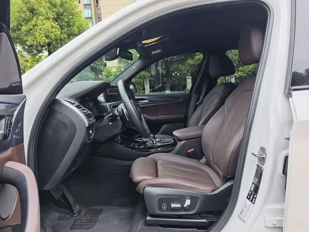 BMW X3 — миниатюра 17