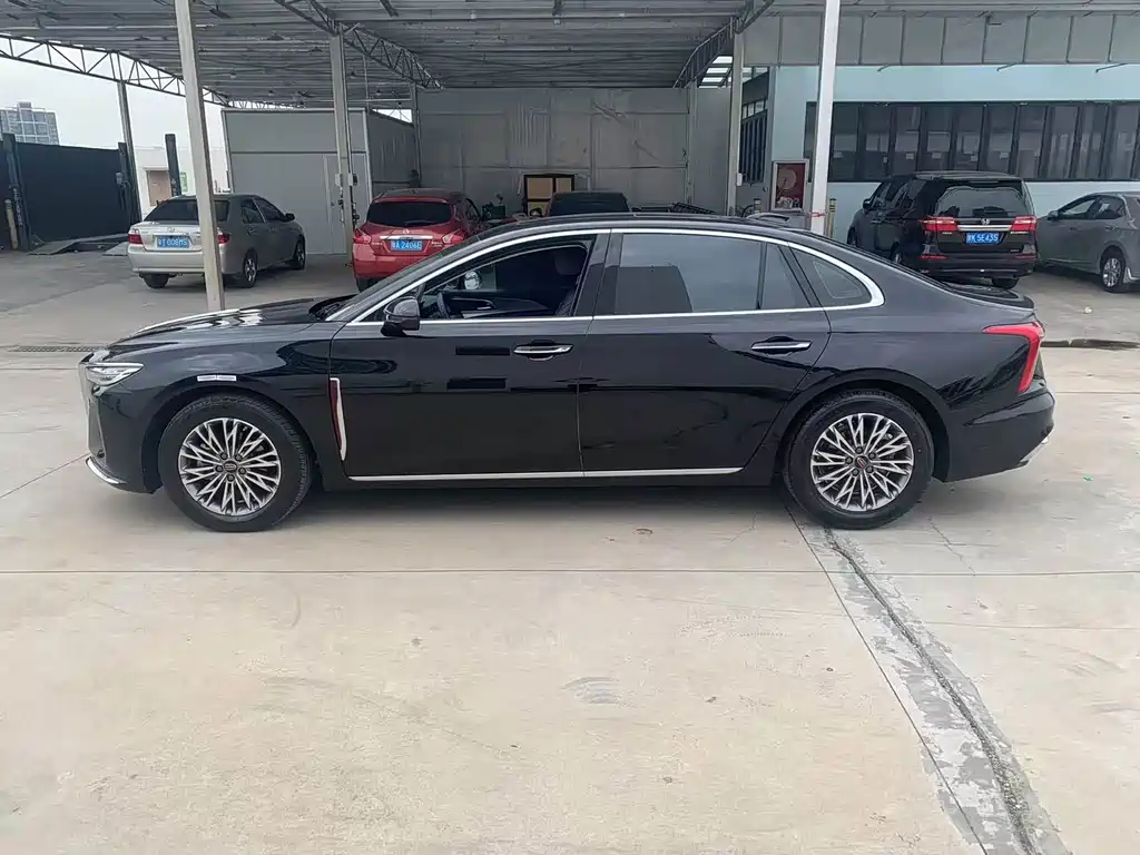 Hongqi Hongqi H5 — миниатюра 16
