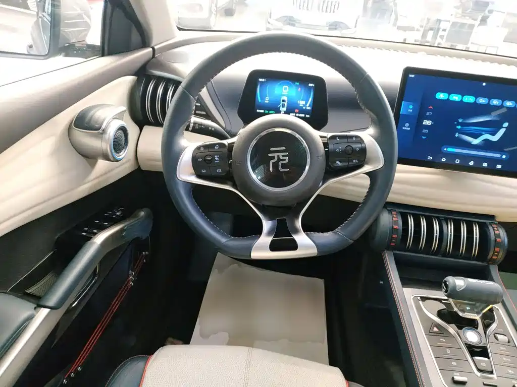 BYD Yuan Plus — миниатюра 11