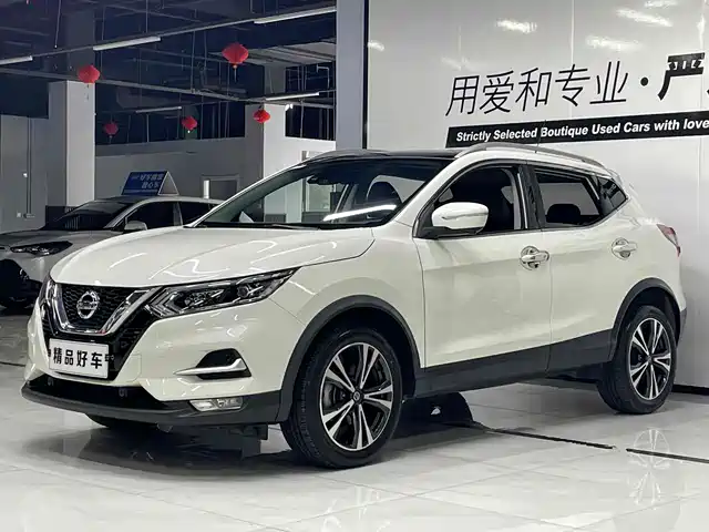 NISSAN QASHQAI 2020