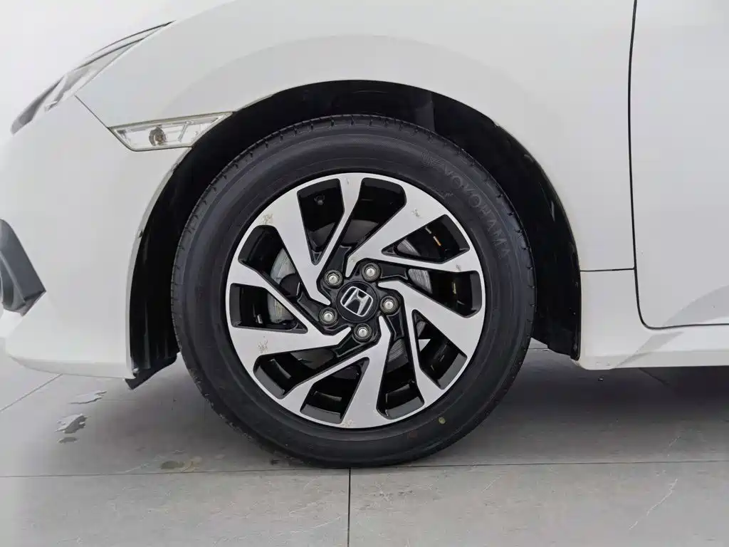 Honda Civic — миниатюра 17