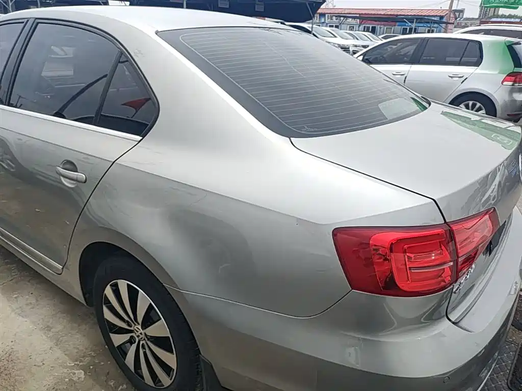 Volkswagen Sagitar 2017 230TSI AT Comfort