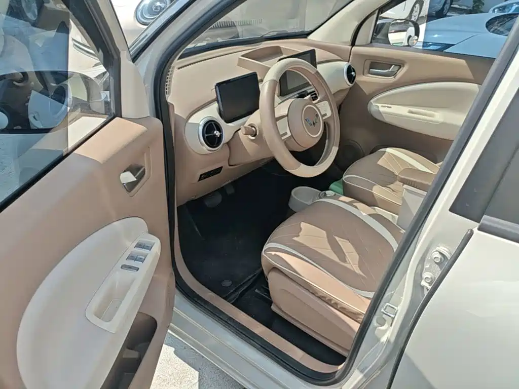 Wuling MINIEV — миниатюра 16