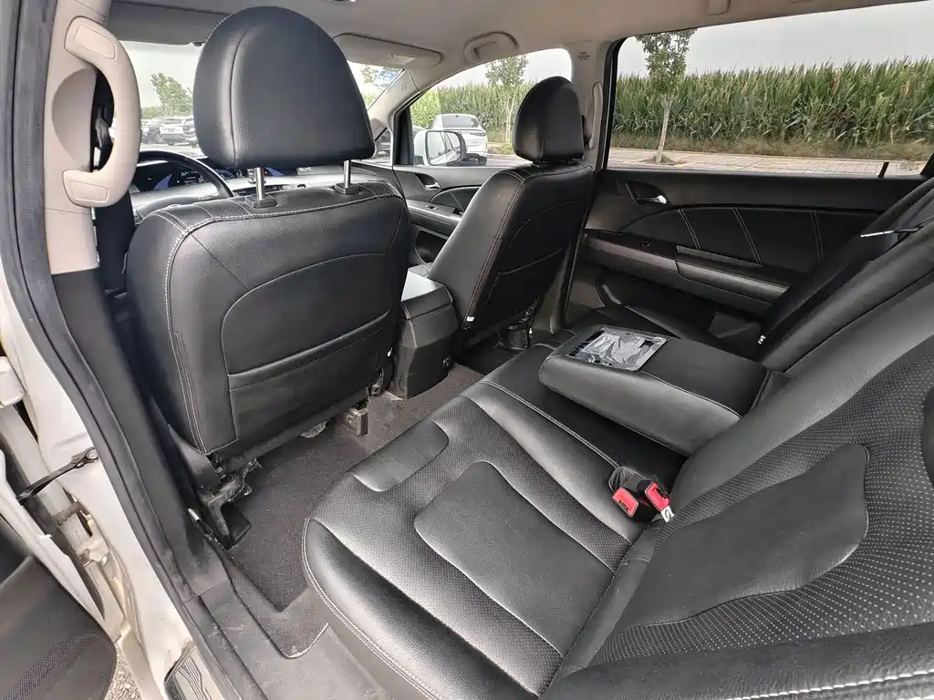 BYD e6 — миниатюра 3