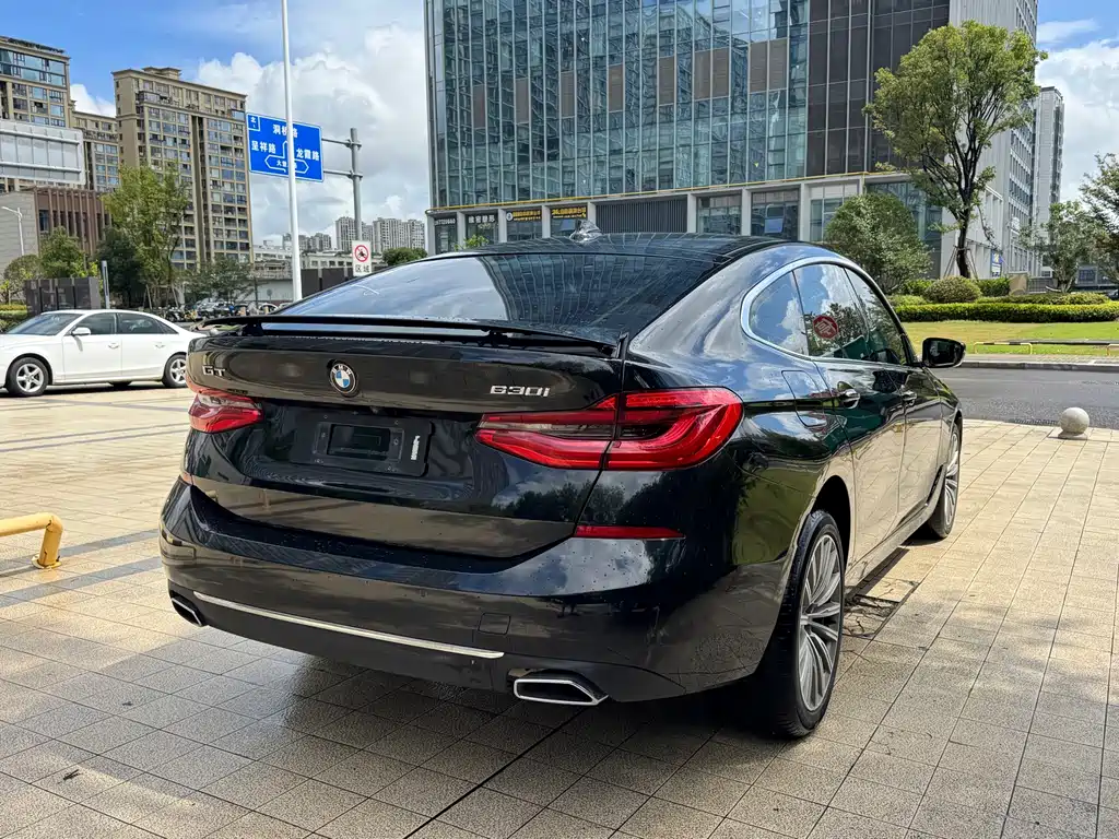 BMW 6 Series GT — миниатюра 5
