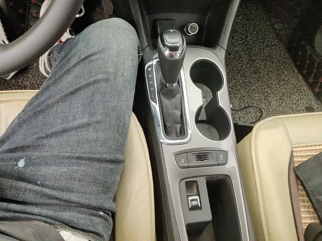 Chevrolet Cruze — миниатюра 14