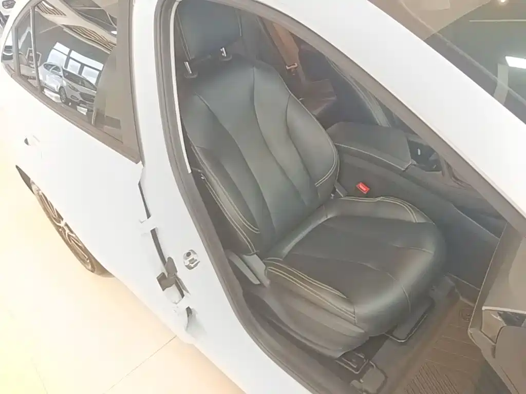 Roewe i5 — миниатюра 25