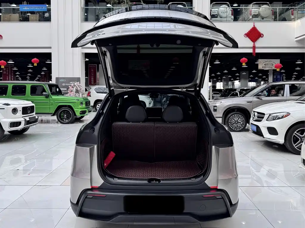 Tesla Model Y L — фотографии объявления, Фото 12