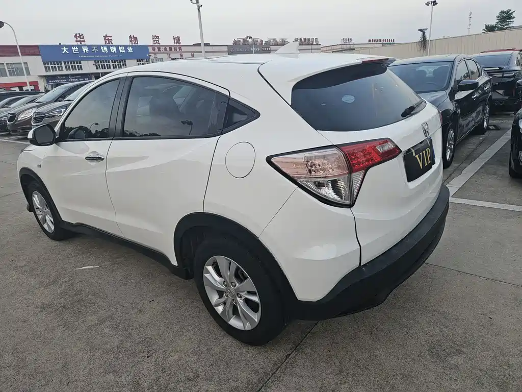 Honda Vezel — миниатюра 12