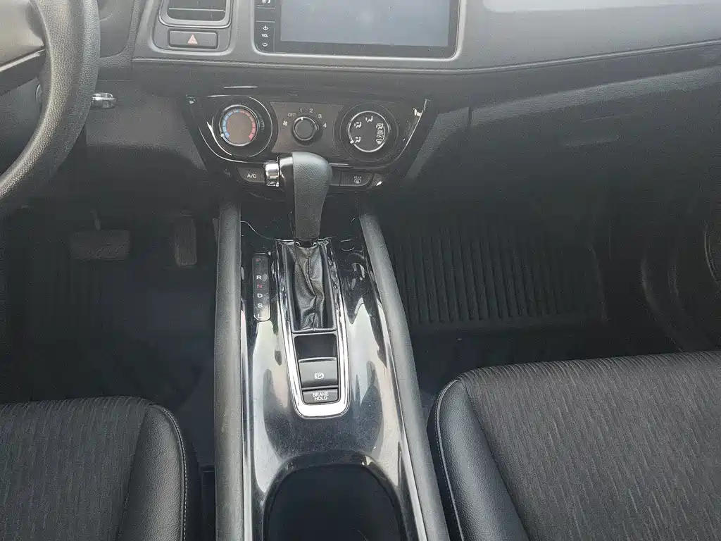 Honda Vezel — миниатюра 9