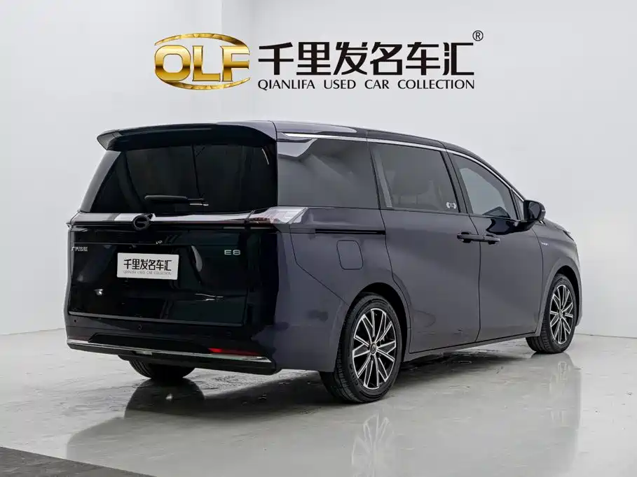GAC Motor 传祺E8 PHEV — миниатюра 6
