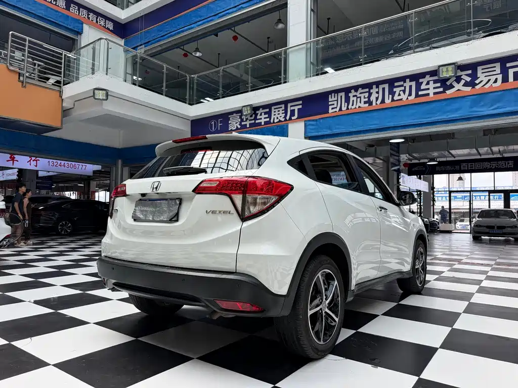 Honda Vezel — миниатюра 18