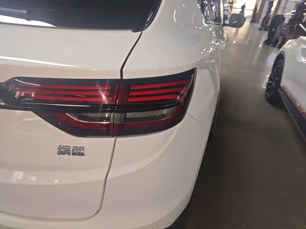 Geely Binyue — миниатюра 8