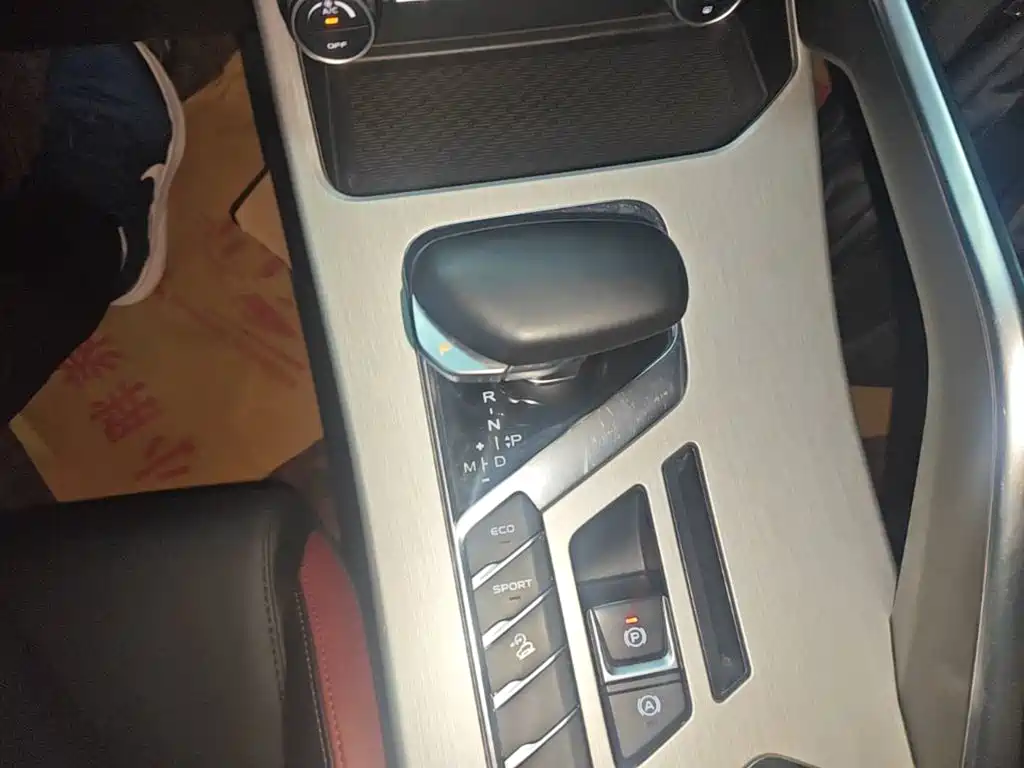 Geely Binyue — миниатюра 14