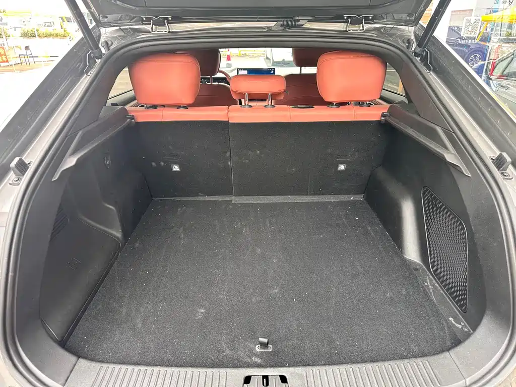 Geely 博越REV — миниатюра 23