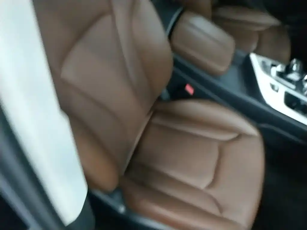 Audi Q7 — миниатюра 25