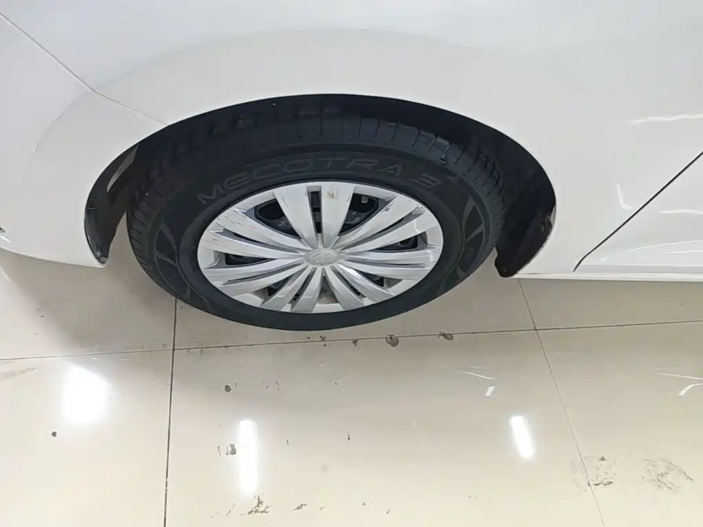 Volkswagen Santana — миниатюра 23