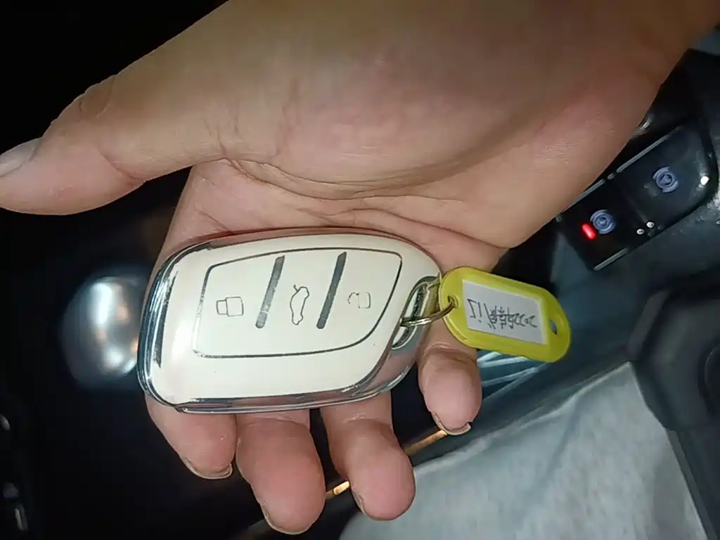 Roewe i5 — миниатюра 9