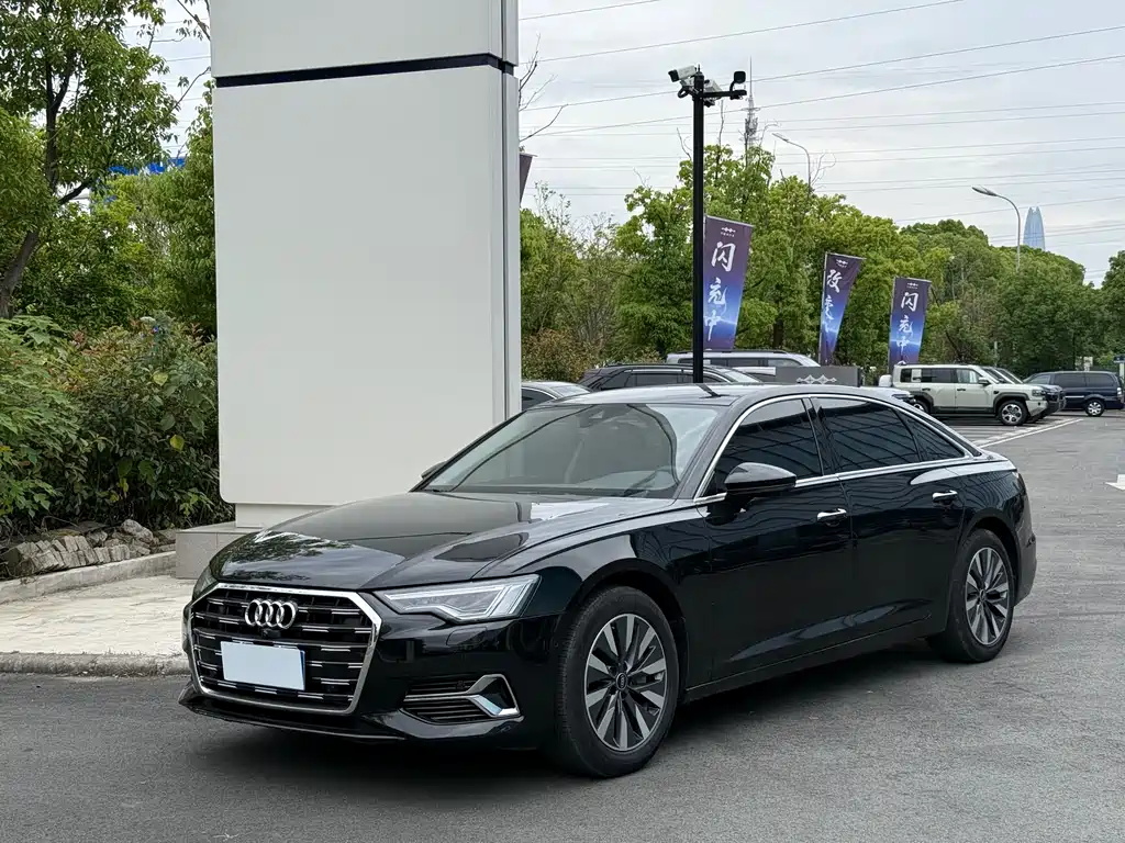 Audi A6L 2023
