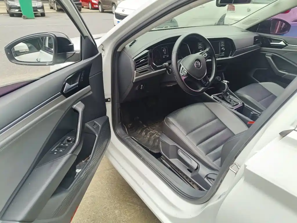 Volkswagen Sagitar — миниатюра 16
