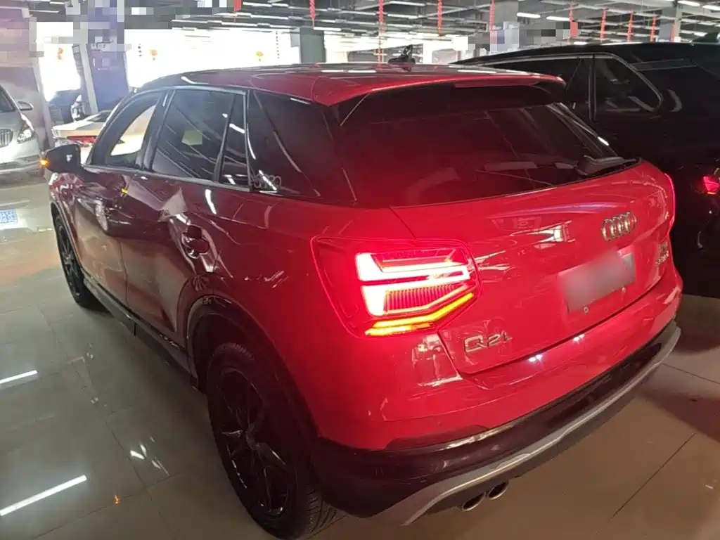 Audi Q2L — миниатюра 5