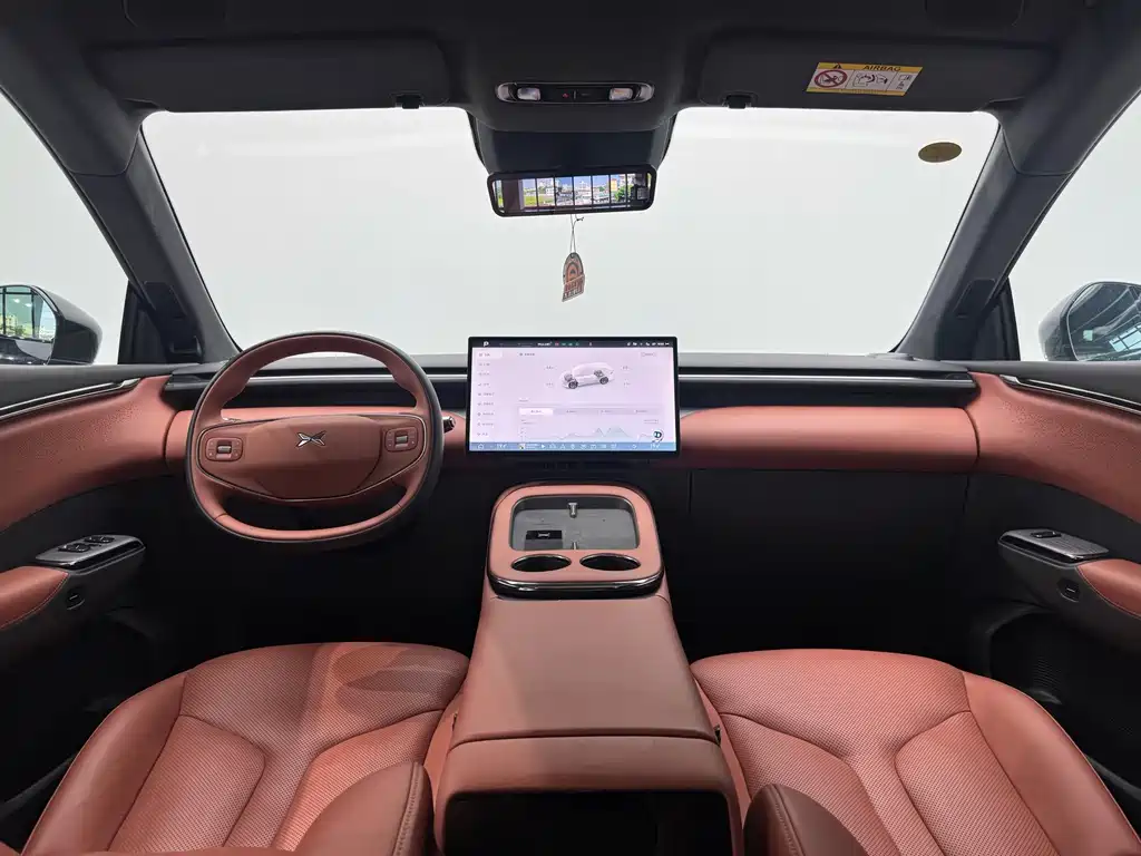 XPeng G7 — миниатюра 3