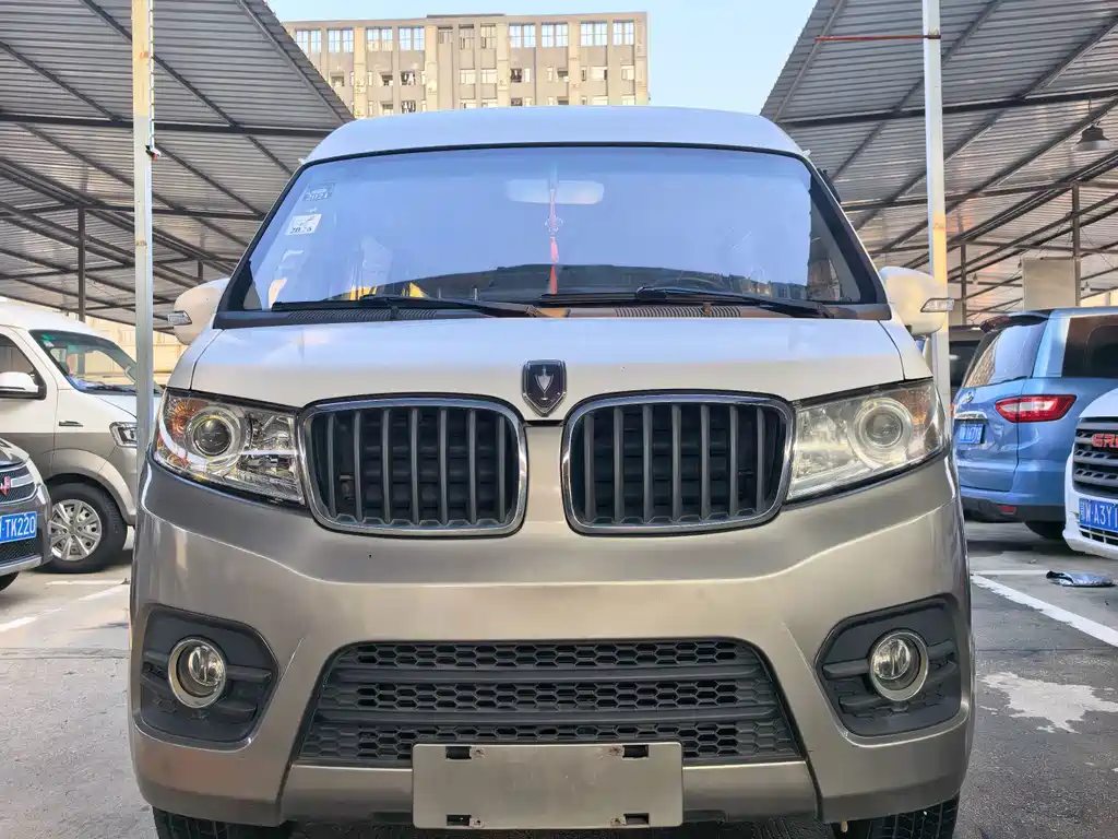 Jinbei Hiace X30L — миниатюра 2