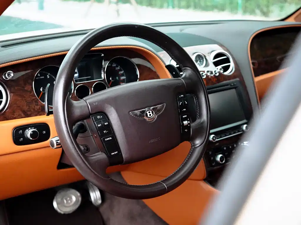 Bentley Flying Spur 2012 6.0T