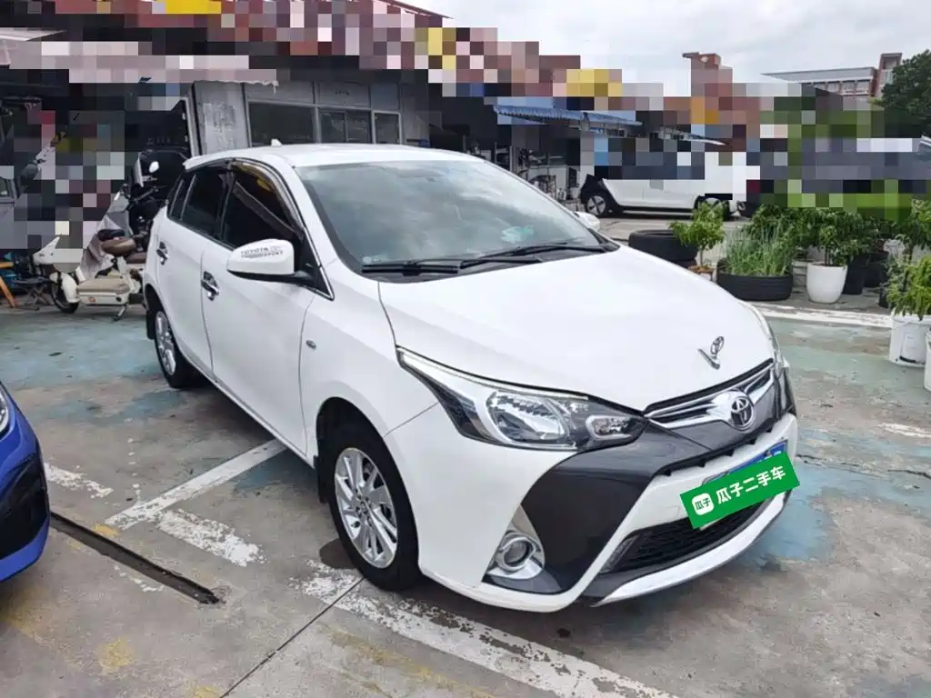 Toyota Yaris L — миниатюра 4