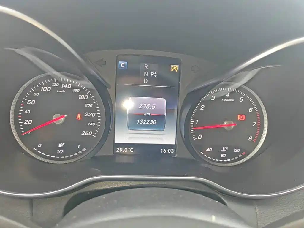 Mercedes-Benz C-Class — миниатюра 12