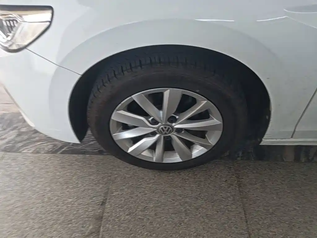 Volkswagen Bora — миниатюра 23