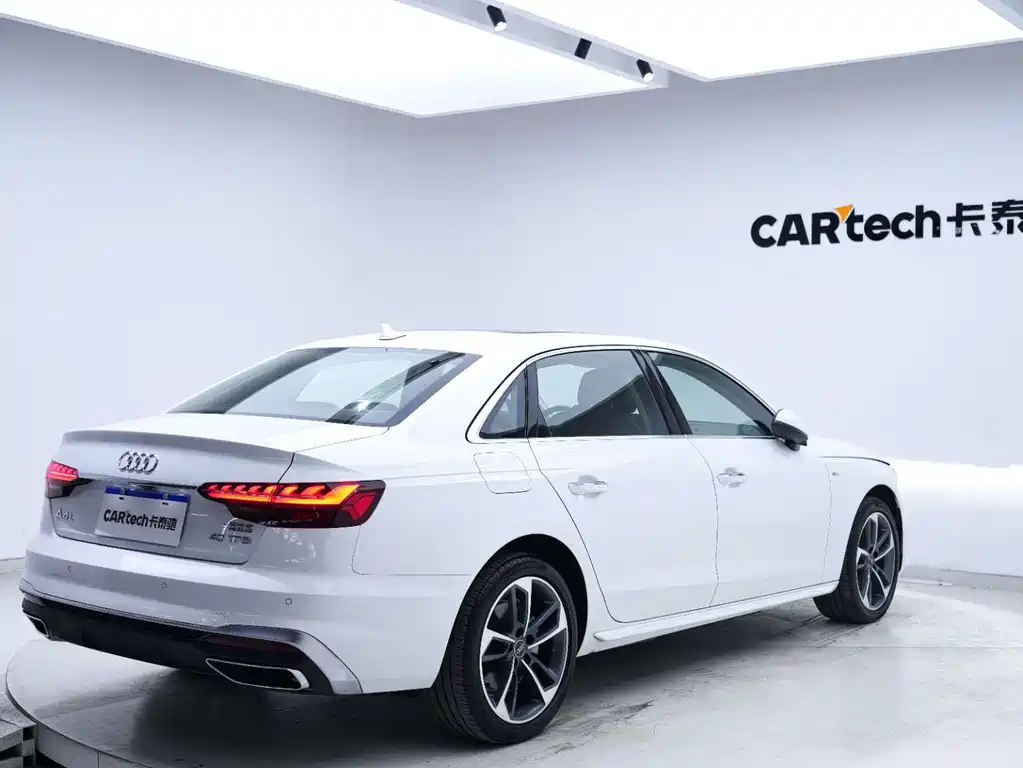 Audi A4L — миниатюра 12