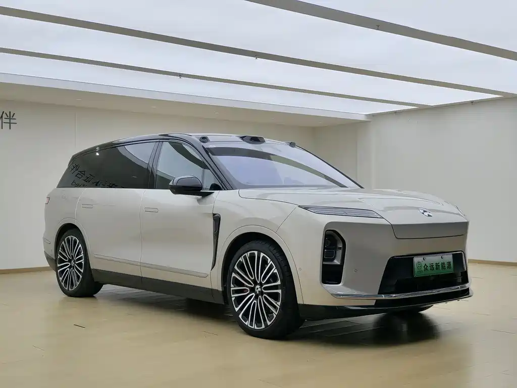 NIO ES8 — миниатюра 4