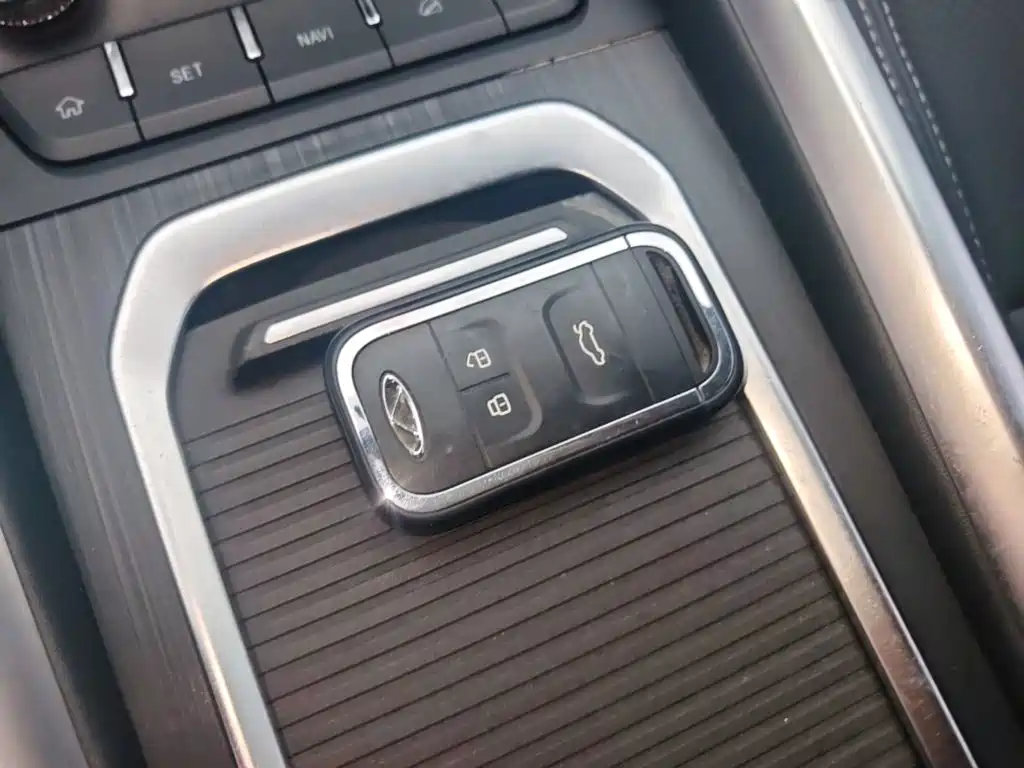 Chery Tiggo 8 — миниатюра 9