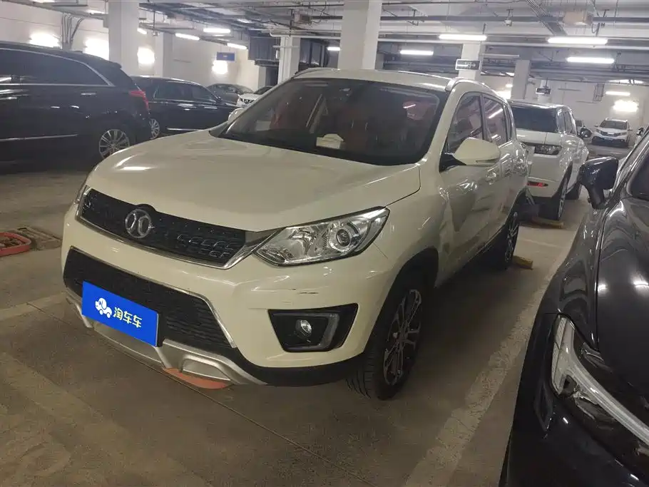 Купить BAIC Senova X35
