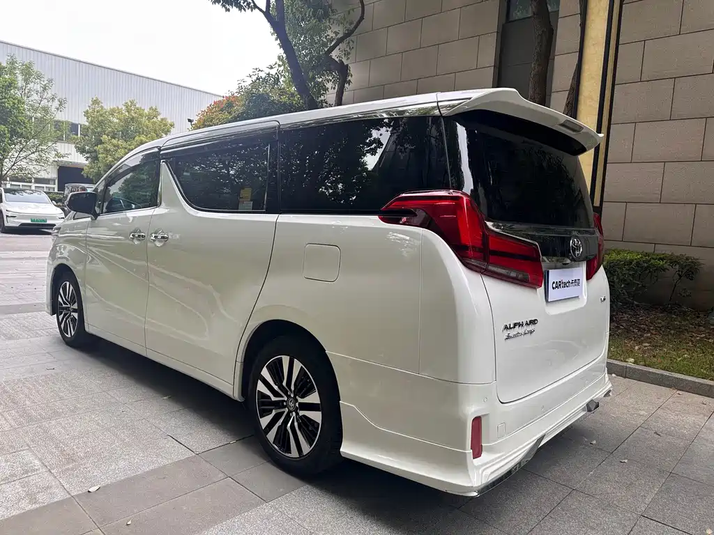 Toyota Alphard 2020 3.5L AT