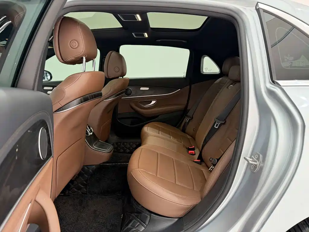Mercedes-Benz E-Class New Energy — миниатюра 15