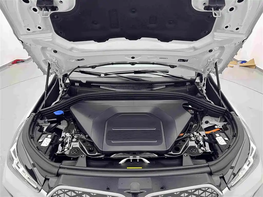 BMW iX1 — миниатюра 25
