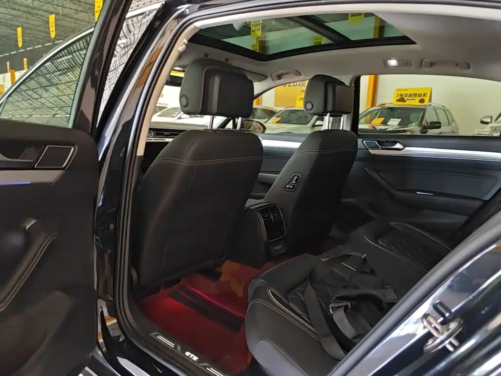 Volkswagen Magotan PHEV — миниатюра 17