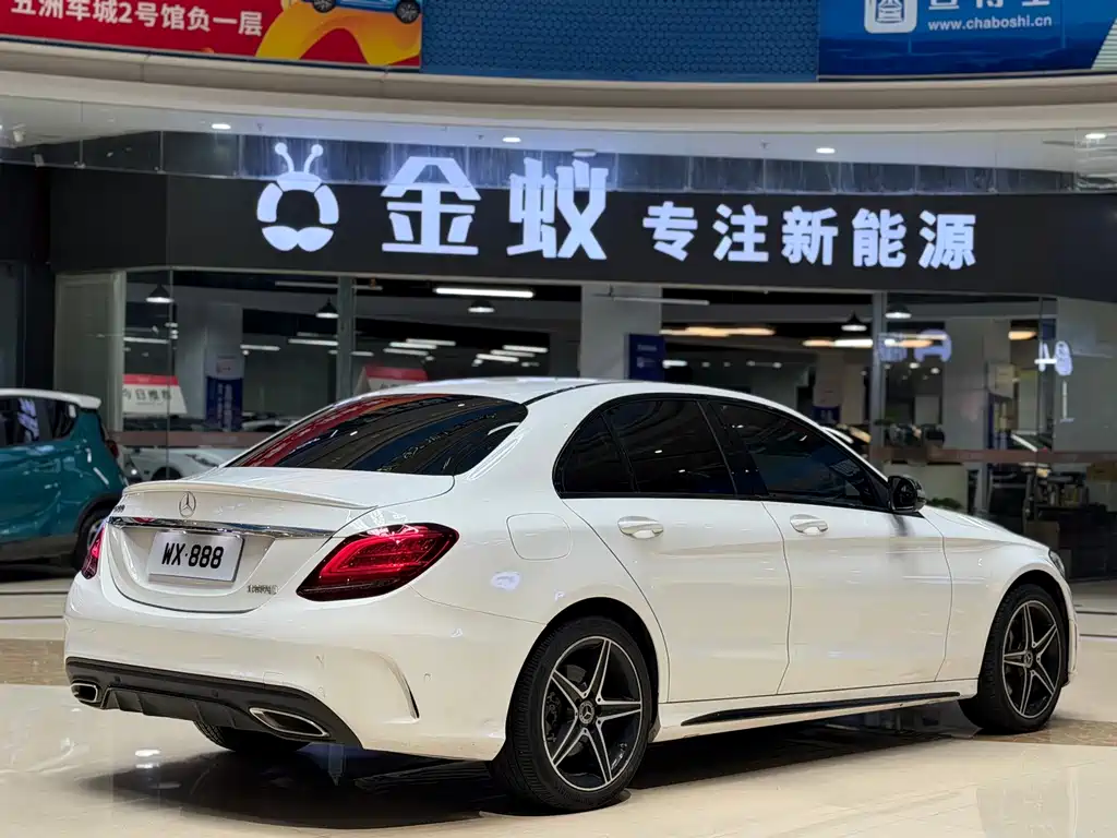 Mercedes-Benz C-Class — миниатюра 4
