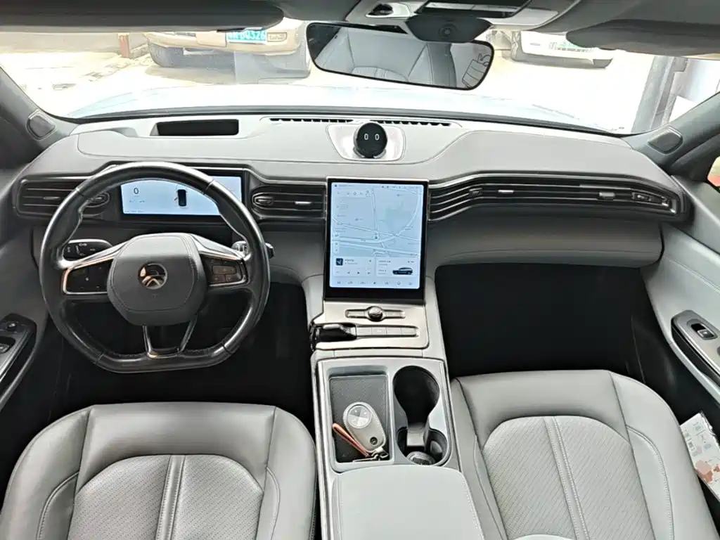 NIO ES6 — миниатюра 10