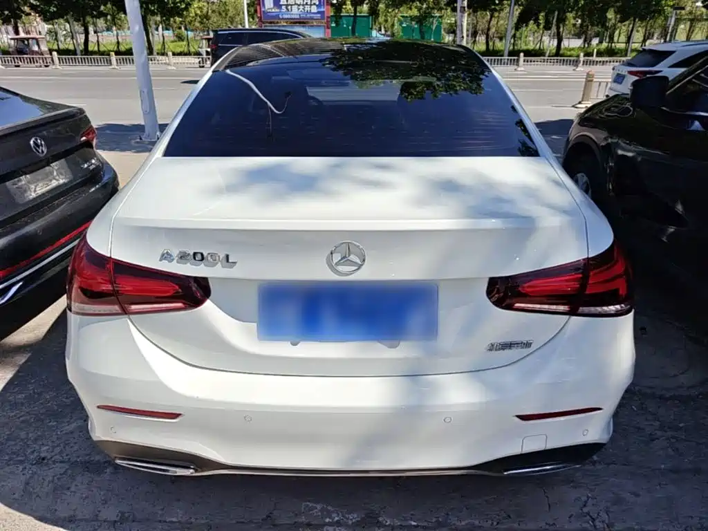 Mercedes-Benz A-Class — миниатюра 6