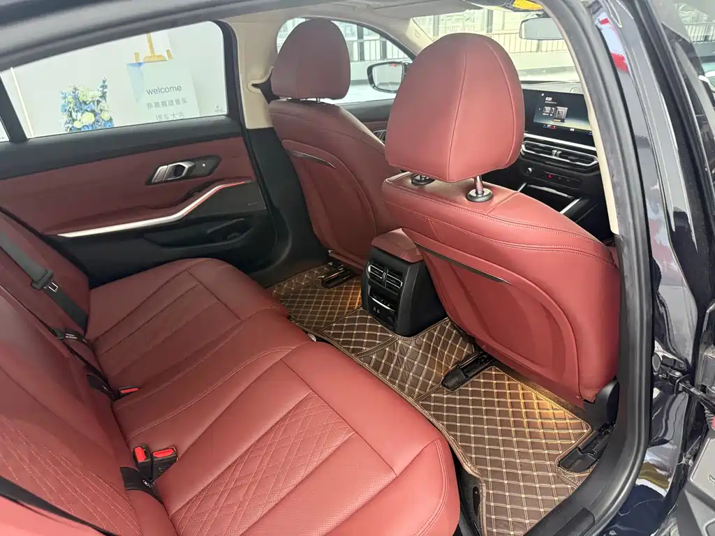 BMW i3 — миниатюра 10