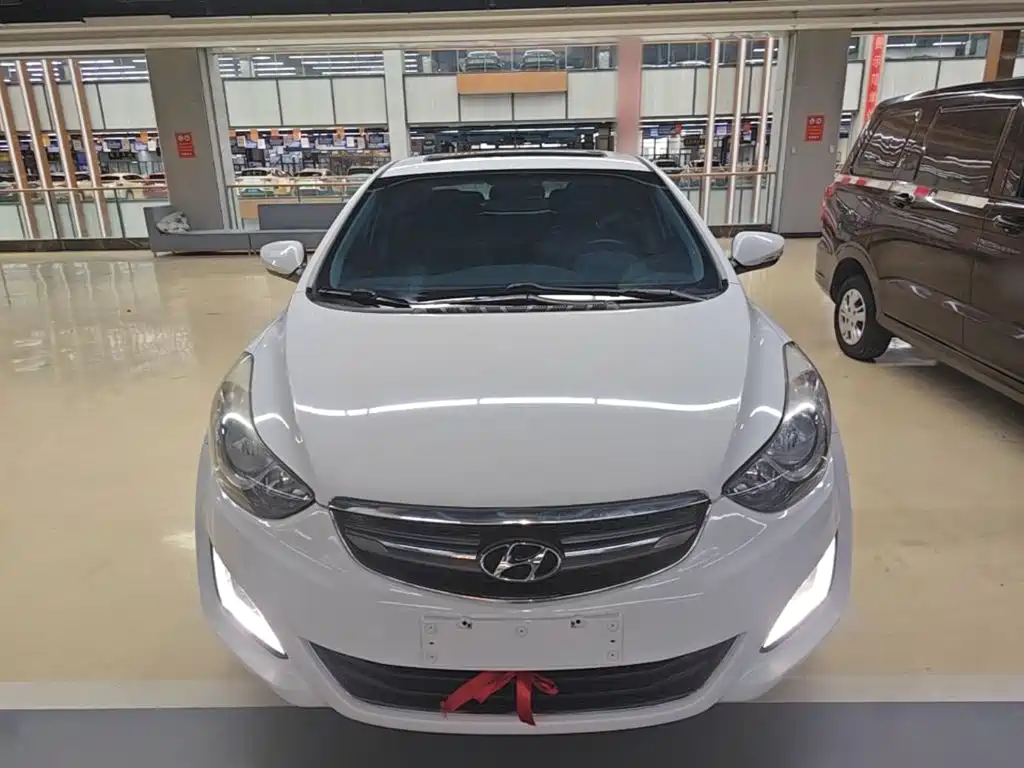 Hyundai Elantra Langdong — миниатюра 3