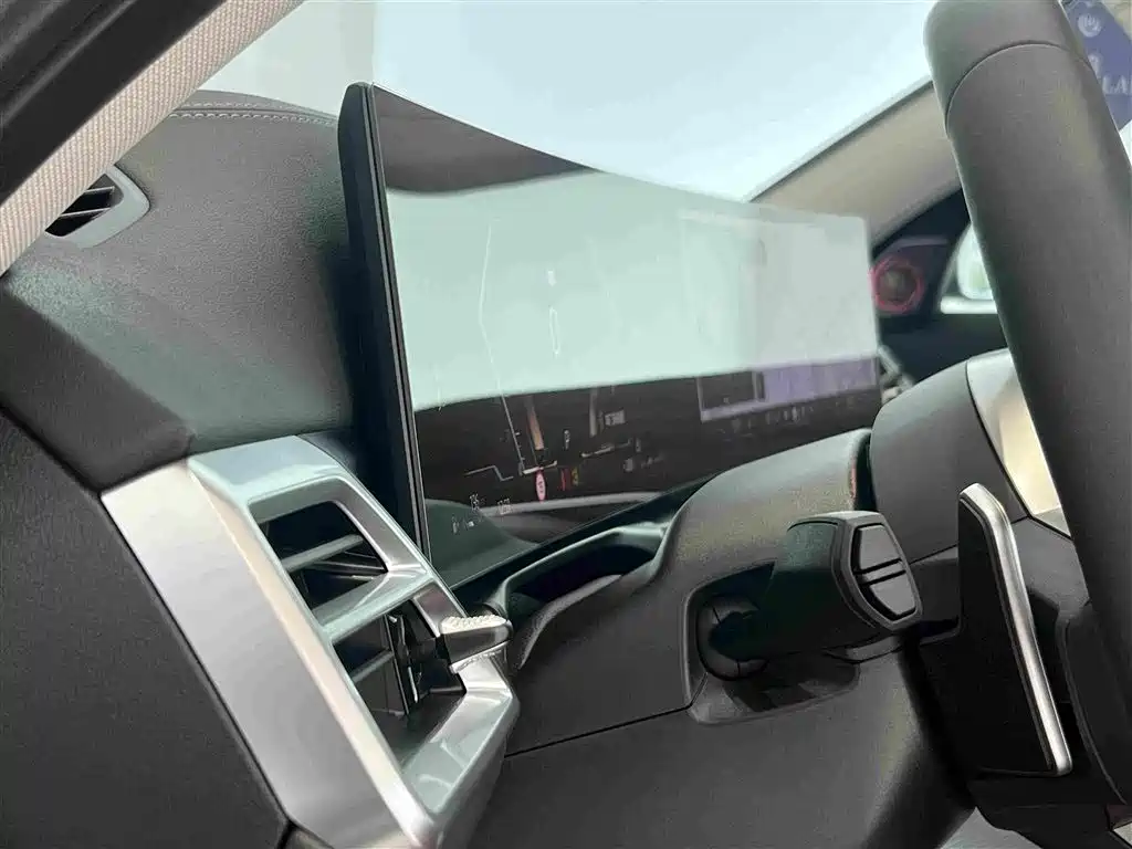 BMW 3 Series — миниатюра 27