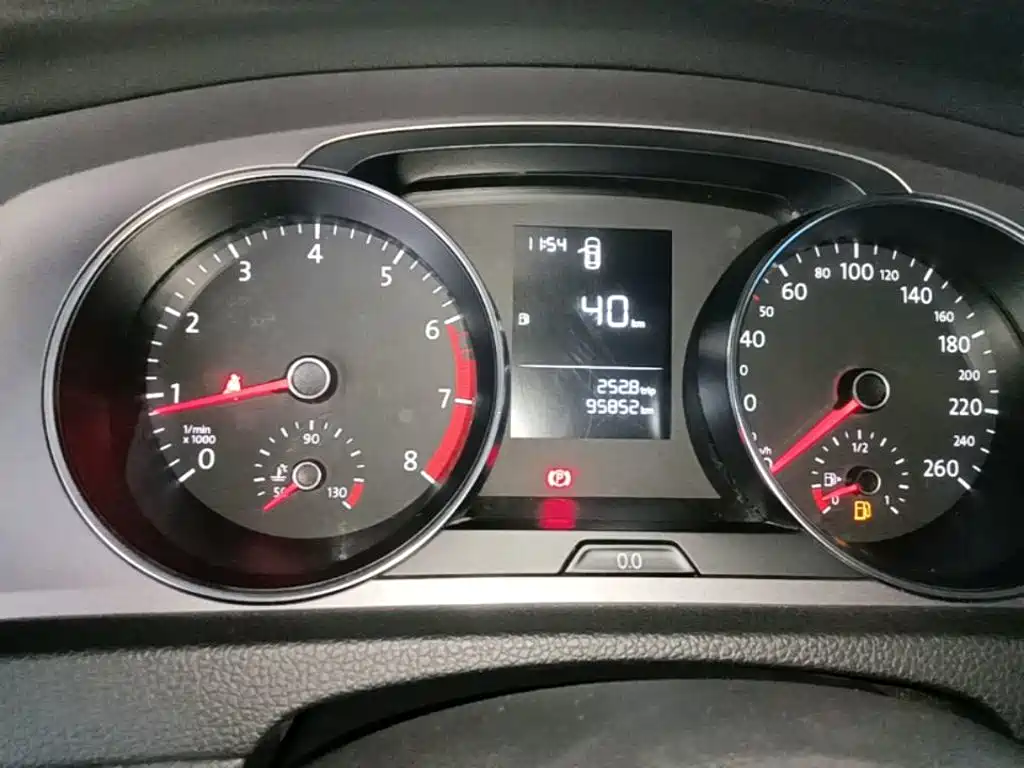 Volkswagen Golf — миниатюра 12