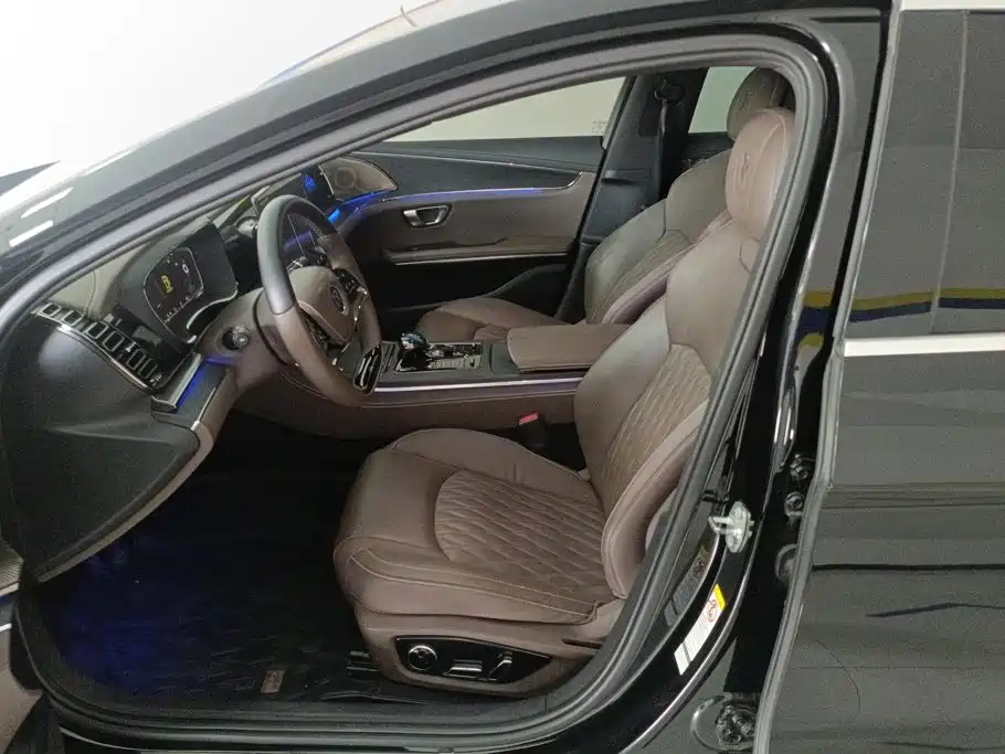 BYD Han — миниатюра 9