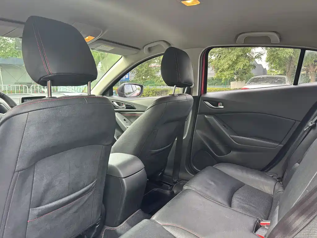 Mazda 3 Axela — миниатюра 9