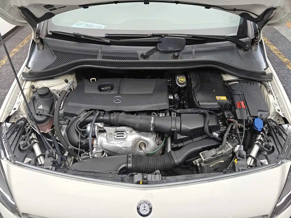 MERCEDES-BENZ B CLASS