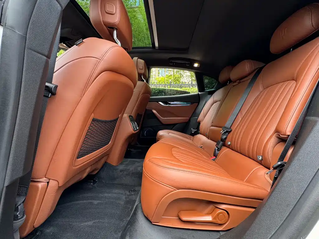 Maserati Levante — миниатюра 9